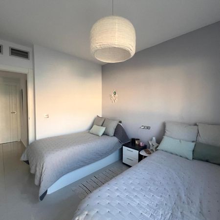 Bungalow En Punta Prima 2 Dormitorios Y Piscina Torrevieja Extérieur photo